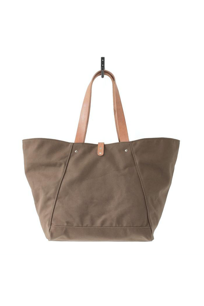 Farm Tote - Tobacco and Natural Horween®