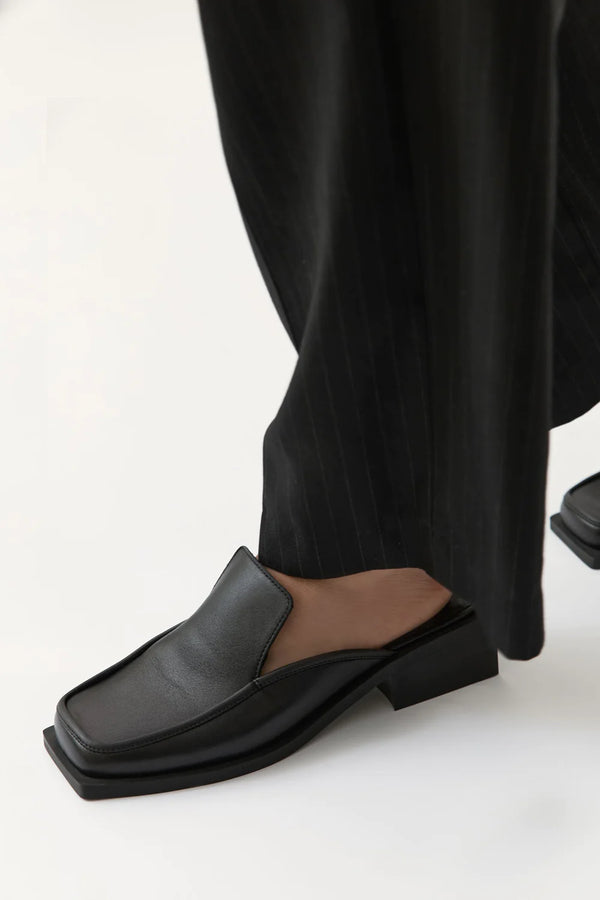 Square Toe Mule - Black