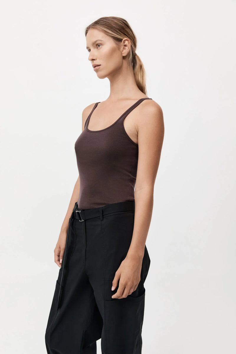 Organic Cotton Slim Scoop Tank - Raisin