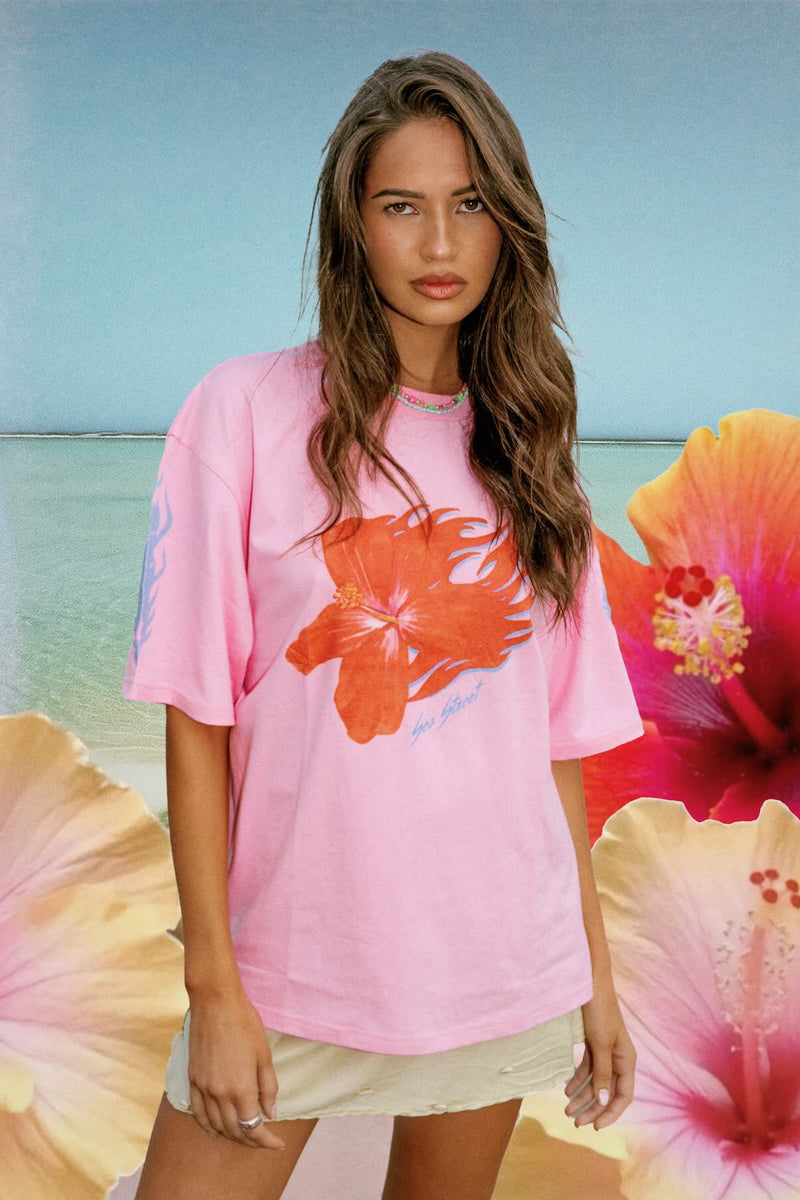 Flaming Hibiscus Relaxed  T-Shirt - Pink
