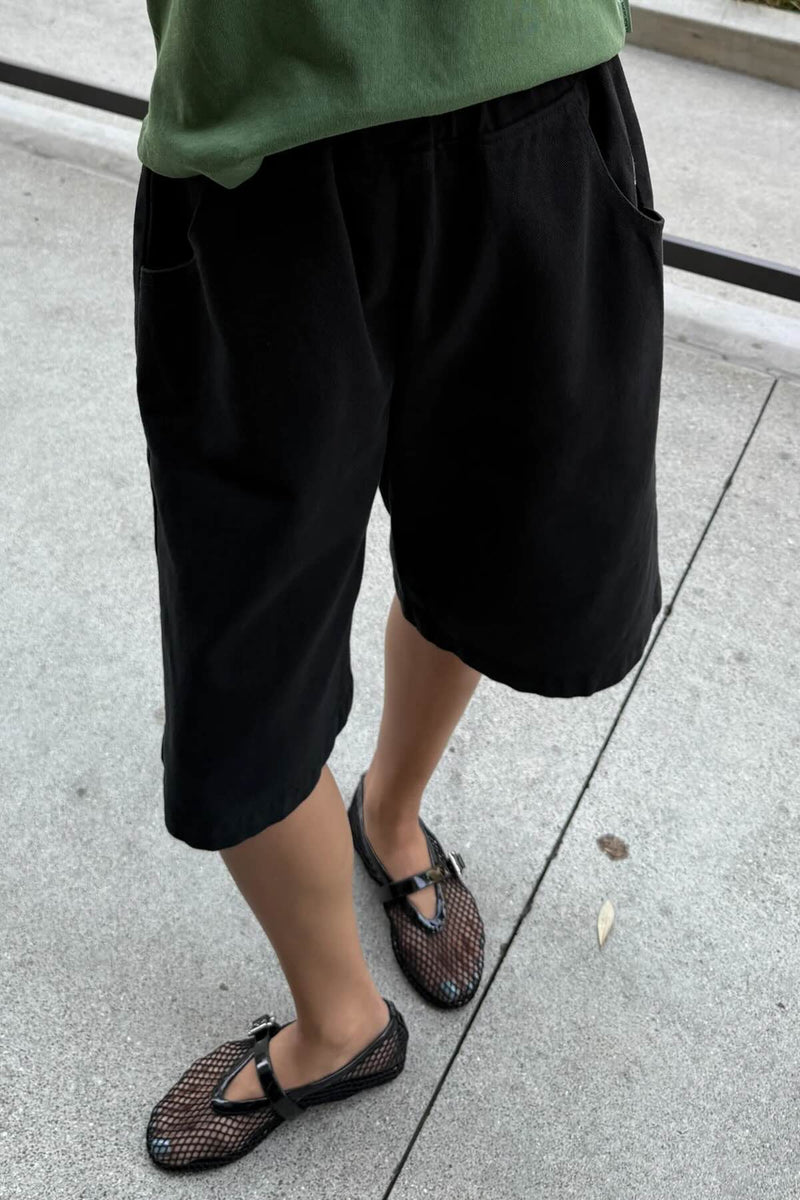 Liam Bermuda Shorts - Black Canvas