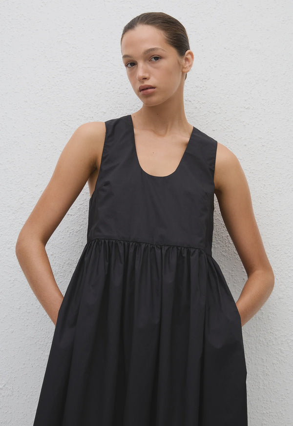 Deep U Sundress - Black