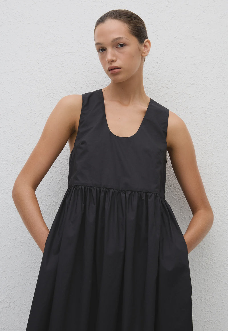 Deep U Sundress - Black