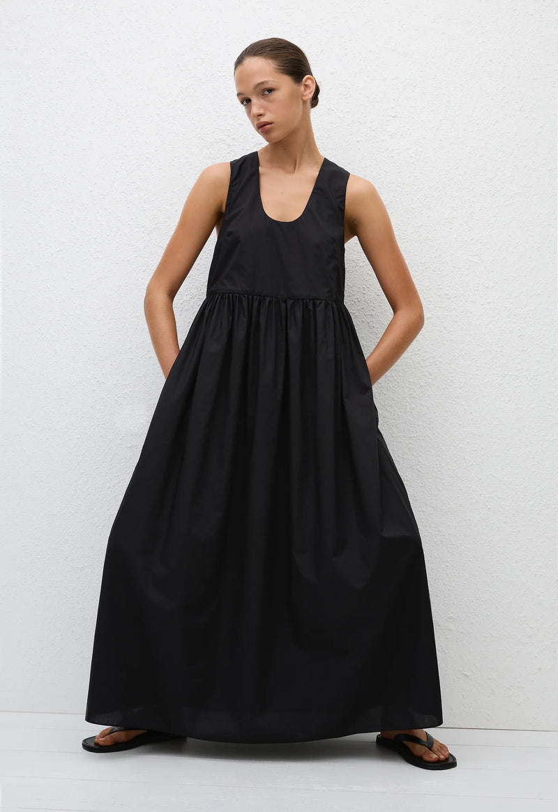 Deep U Sundress - Black