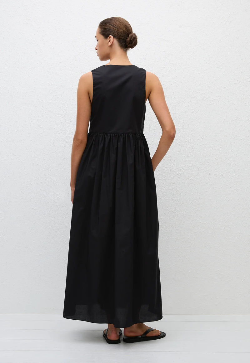 Deep U Sundress - Black