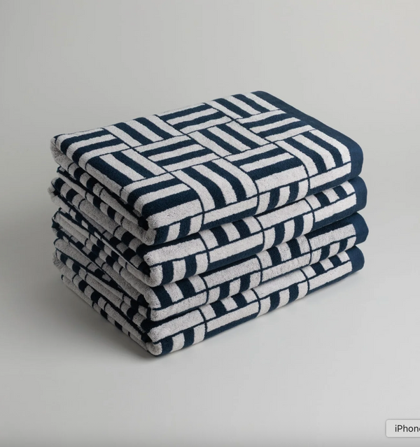 Willis Pool Towel - Obsidian & Stone