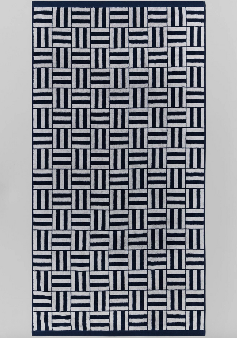 Willis Pool Towel - Obsidian & Stone