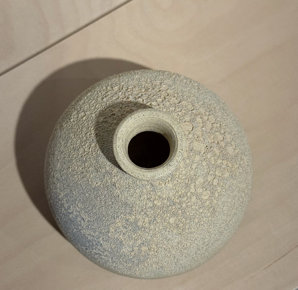 Magma Vase