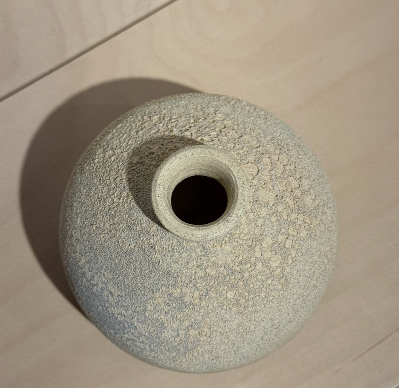 Magma Vase