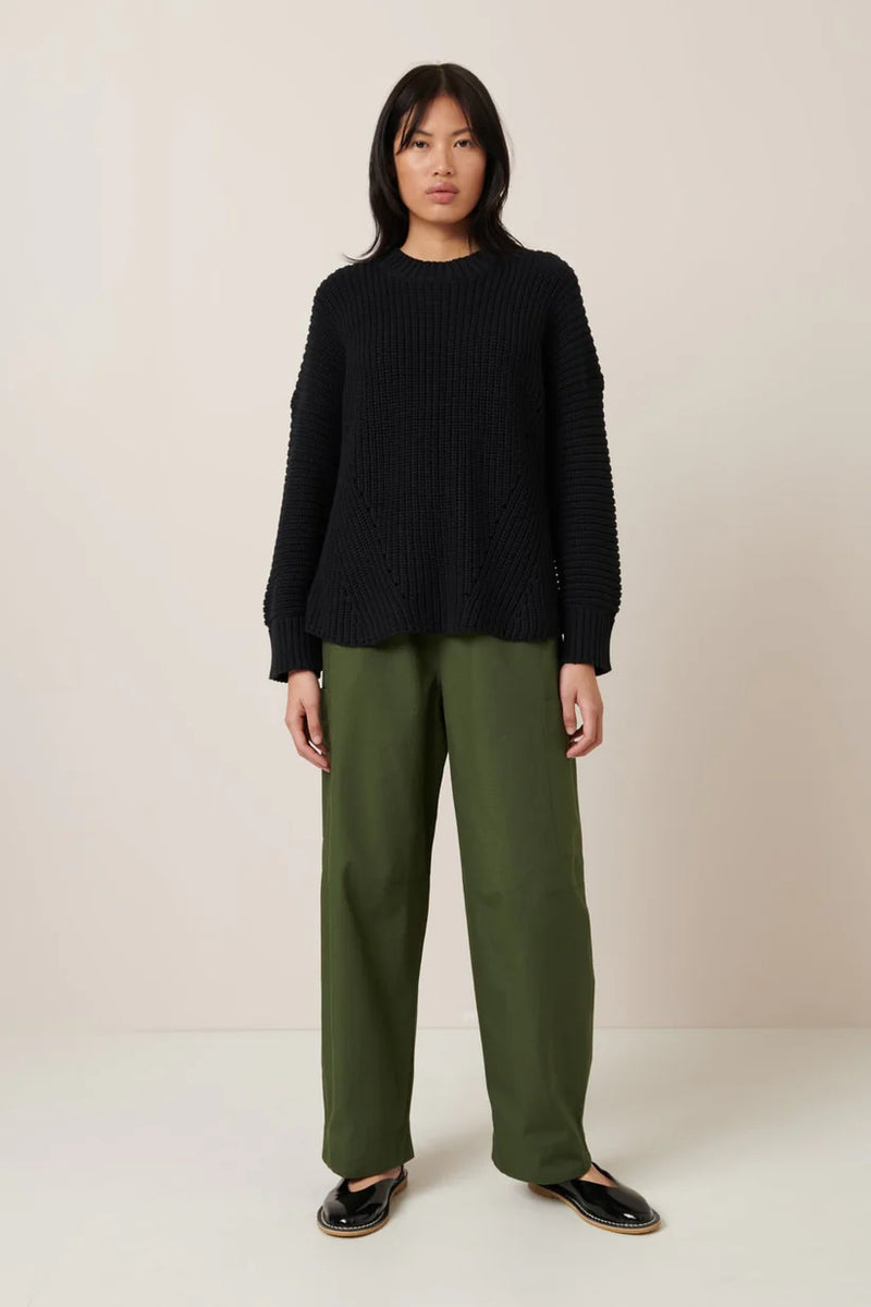 Outline Jumper - Black