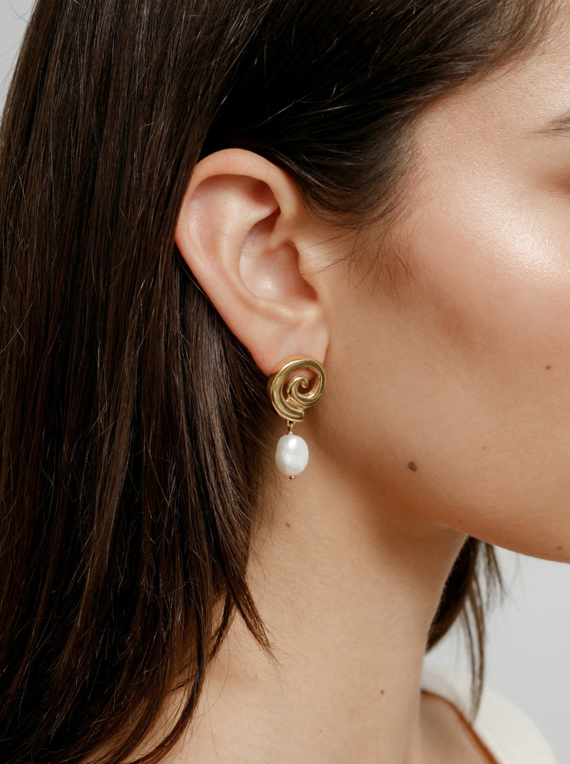 Layla Earrings - Gold