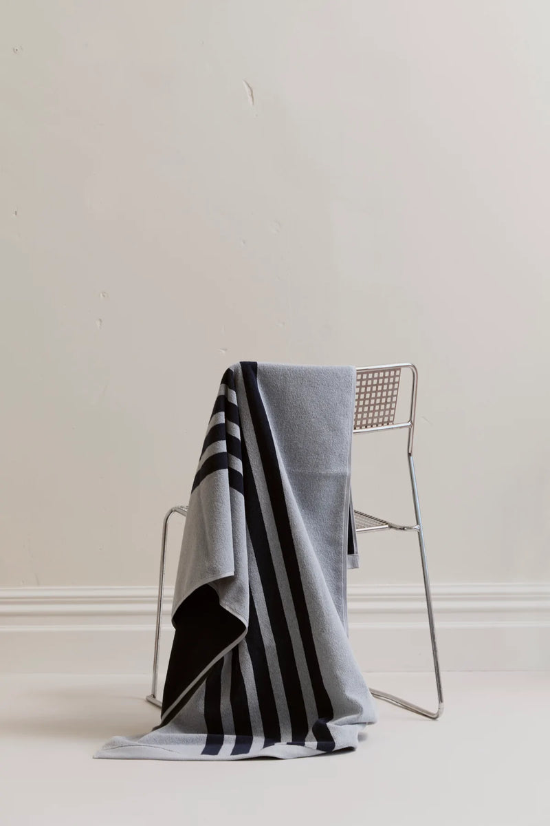 Dawn Bath Towel - Ink & Sky