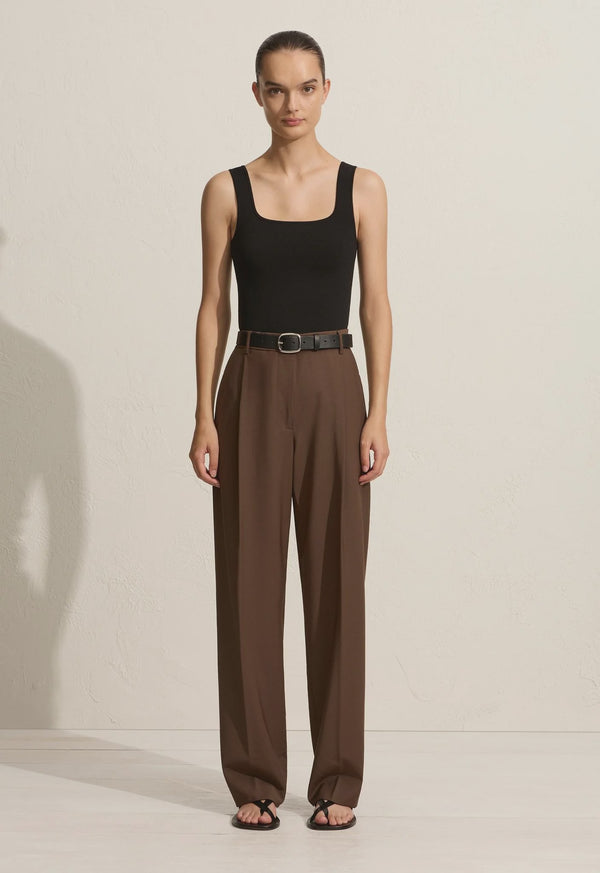 Relaxed Tailored Pleat Trouser - Coffee